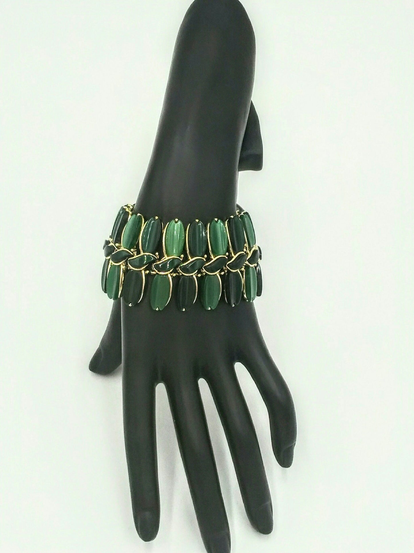 Vintage 1950's Lisner 3 Piece Green Lucite Set Signed