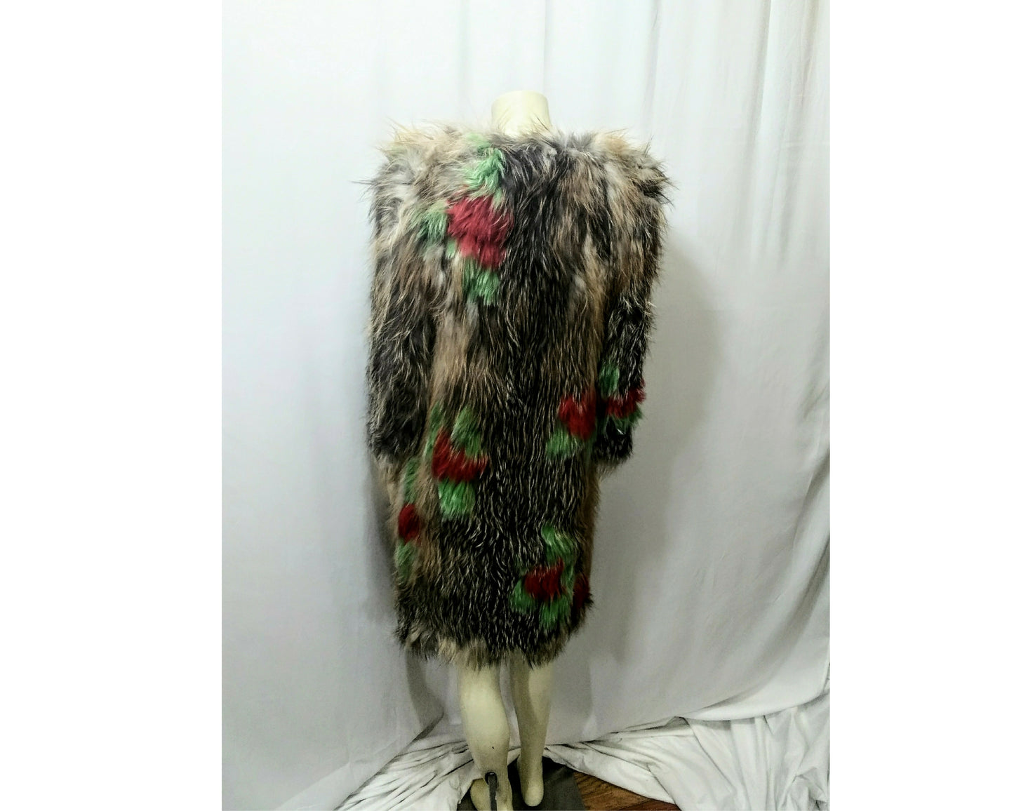 Luxurious Genuine Woven Fox Fur Coat with Stylish Color Pops (Modern)