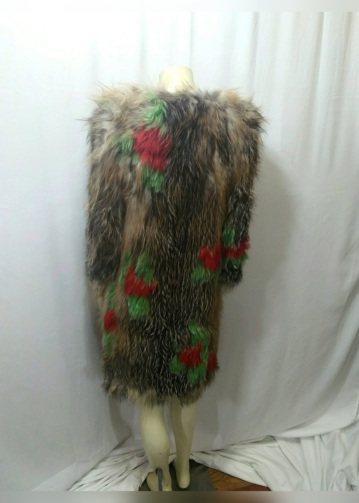 Luxurious Genuine Woven Fox Fur Coat with Stylish Color Pops (Modern)