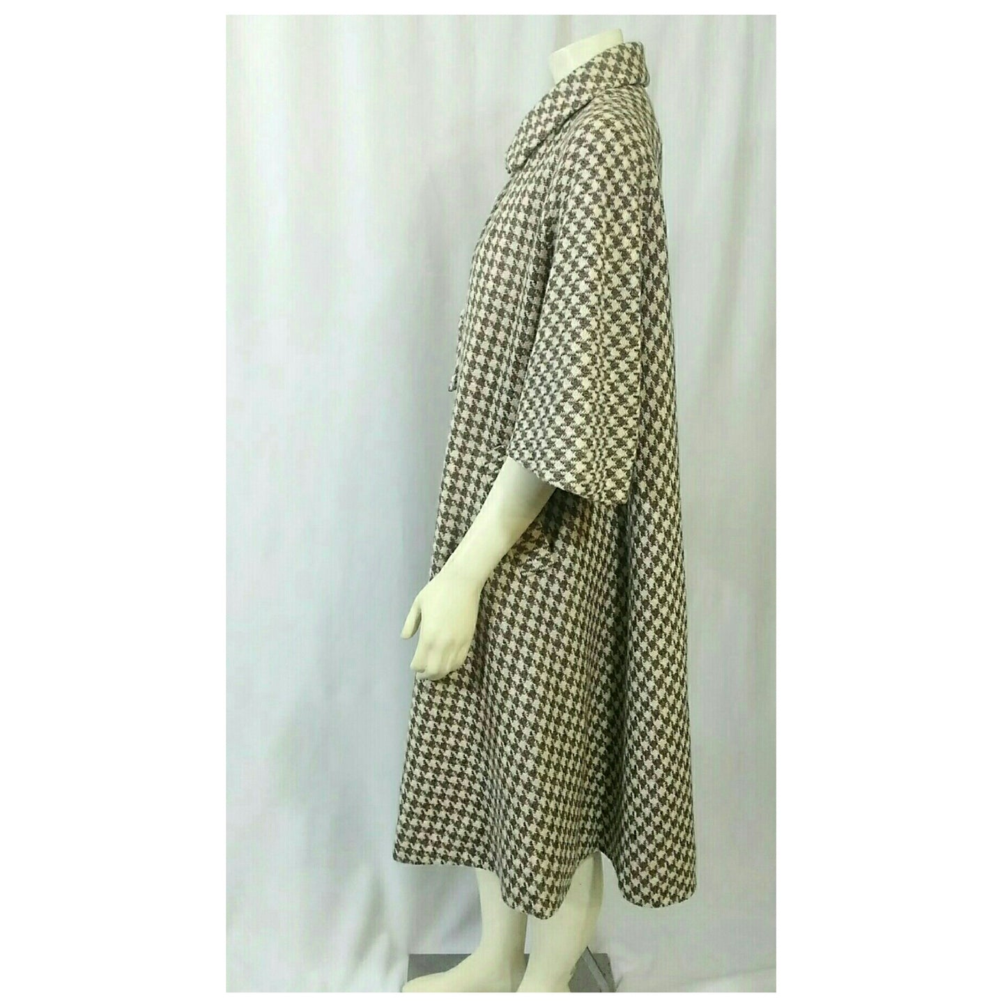 Vintage 1950's Swing Coat Wool Tweed, Tan and Beige Checkered; 1950's Wool Swing Coat