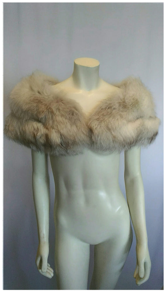 Vintage 1950's/60's Fox Off White  Cape; Furs By Milton Of Oakland, CA