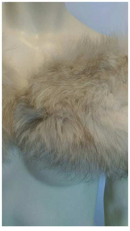 Vintage 1950's/60's Fox Off White  Cape; Furs By Milton Of Oakland, CA