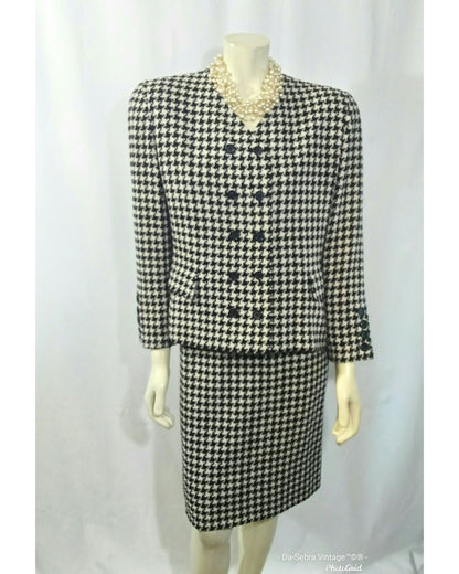 Vintage 1980s  Bill Blass Hounds-tooth Knit Double-Breasted Skirt Suit