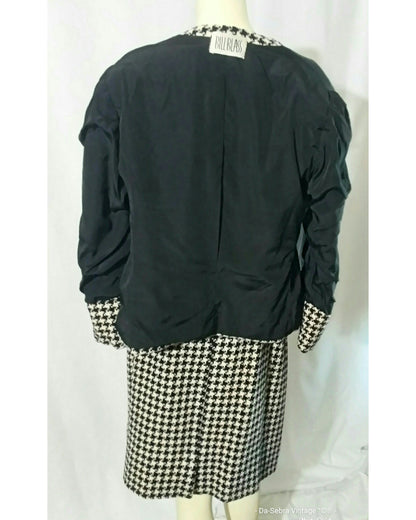 Vintage 1980s  Bill Blass Hounds-tooth Knit Double-Breasted Skirt Suit
