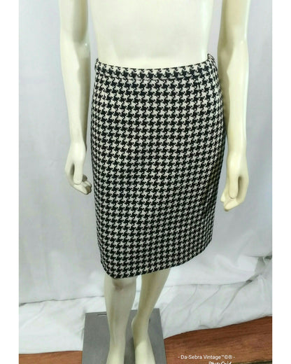 Vintage 1980s  Bill Blass Hounds-tooth Knit Double-Breasted Skirt Suit
