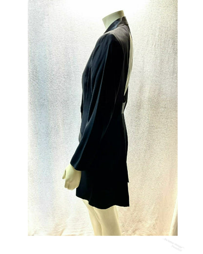 Left Side view of Tuxedo Style